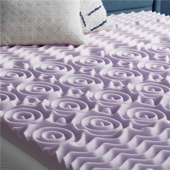 Lavender-Infused Mattress Topper, Queen - Picture 2 of 7
